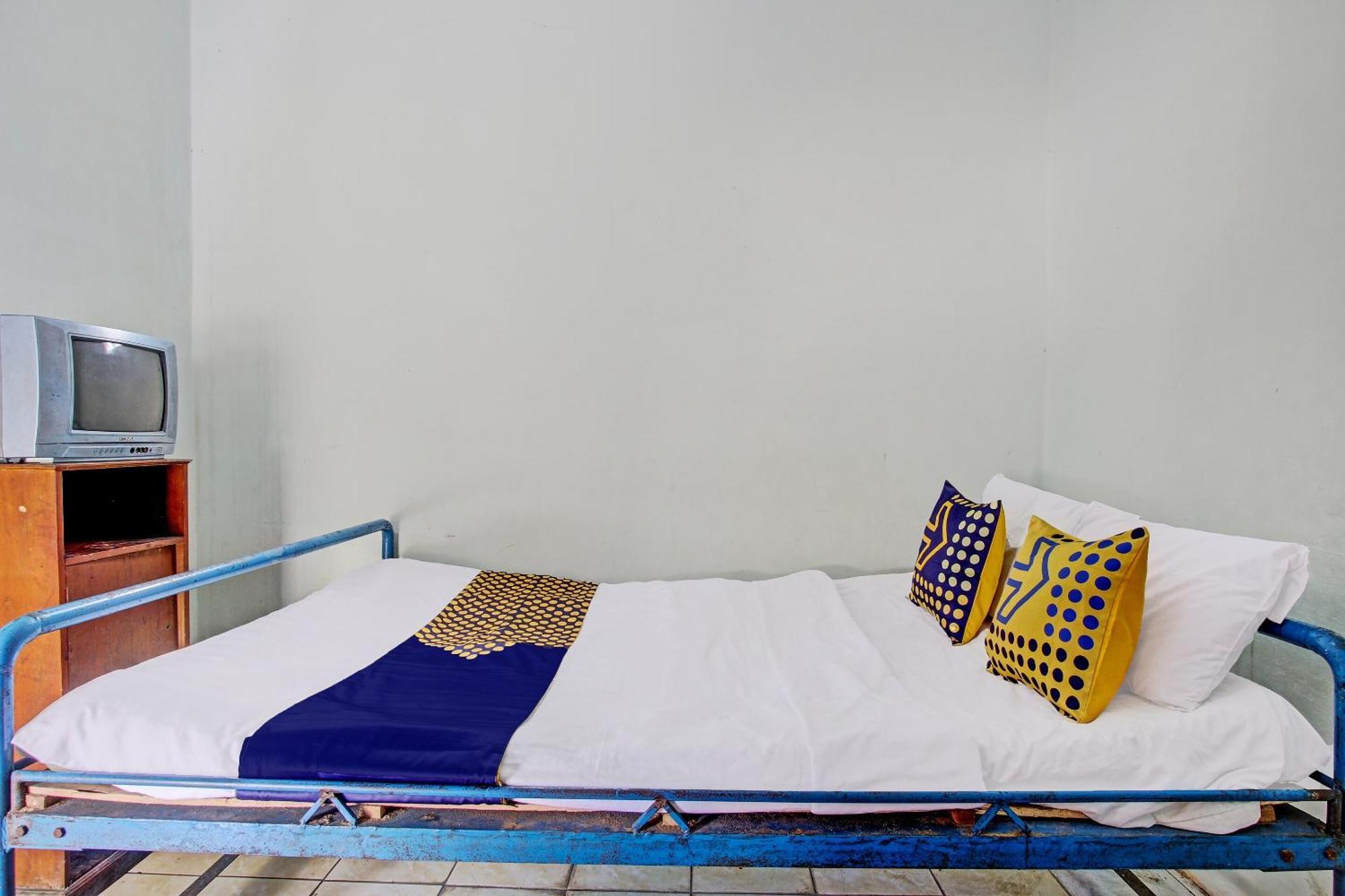 Spot On 92336 Hotel Sukowati Solo المظهر الخارجي الصورة