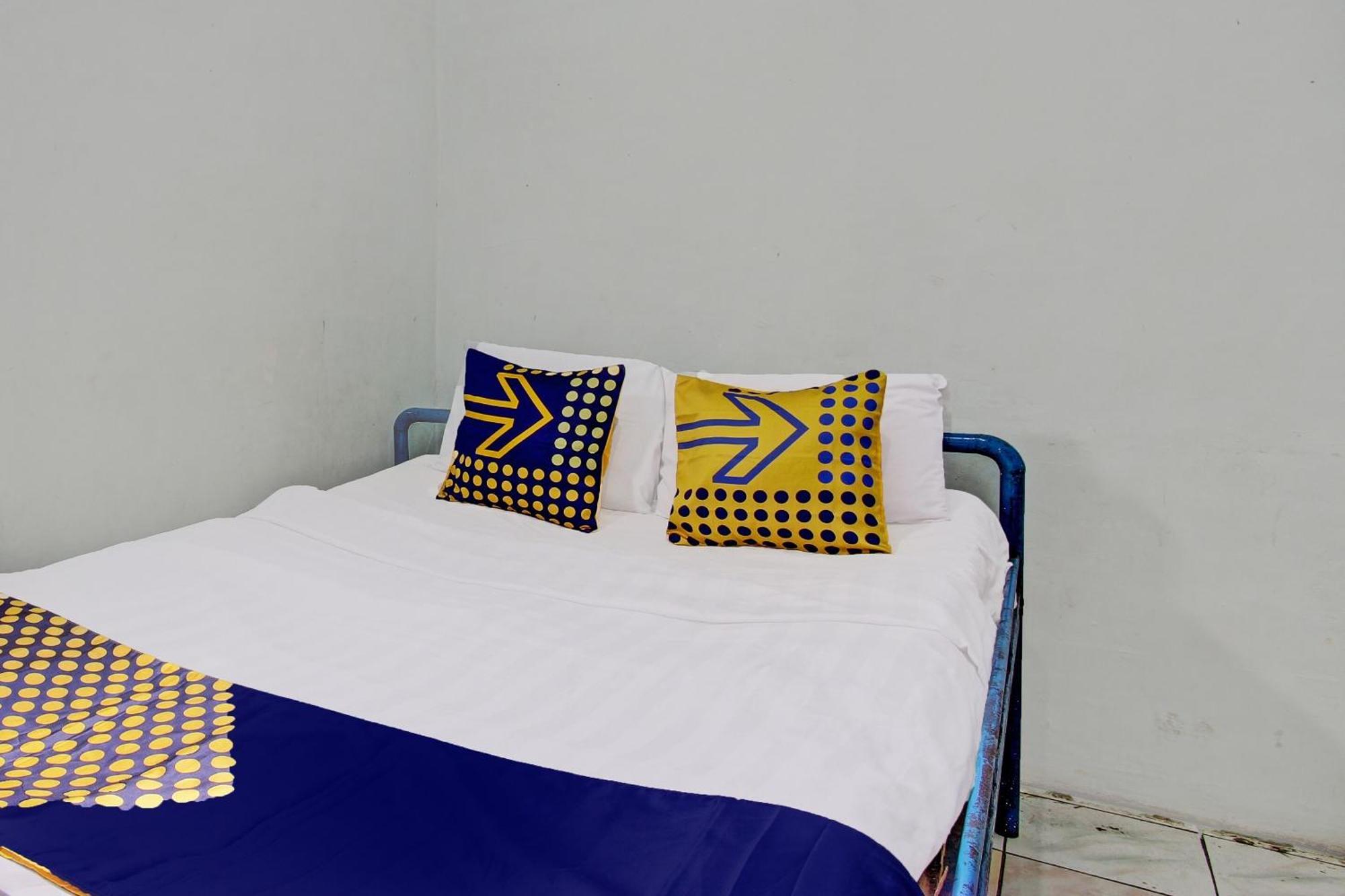 Spot On 92336 Hotel Sukowati Solo المظهر الخارجي الصورة